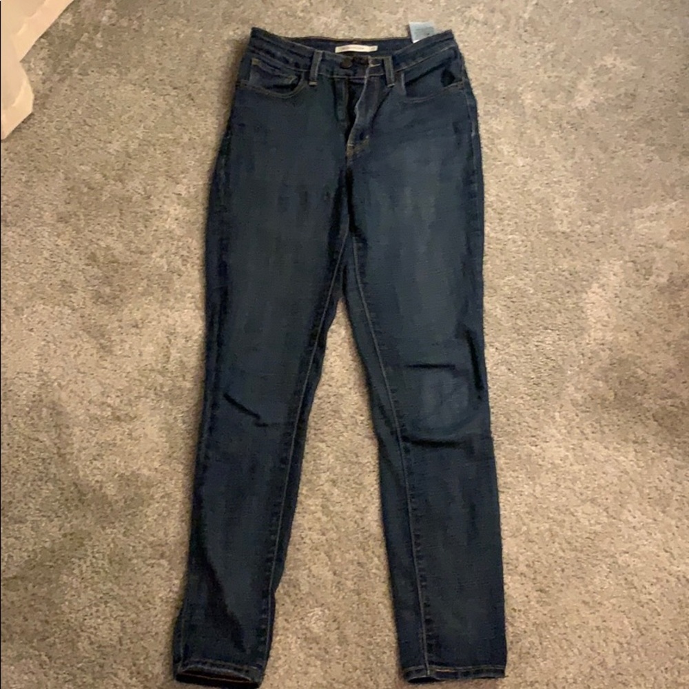 Levi’s- 721 High Rise Skinny
